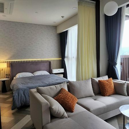 The Crest-Central Saigon Riverside -Free Pool-Gym-Sauna Room-Yoga Room Ho Chi Minh City Exterior photo