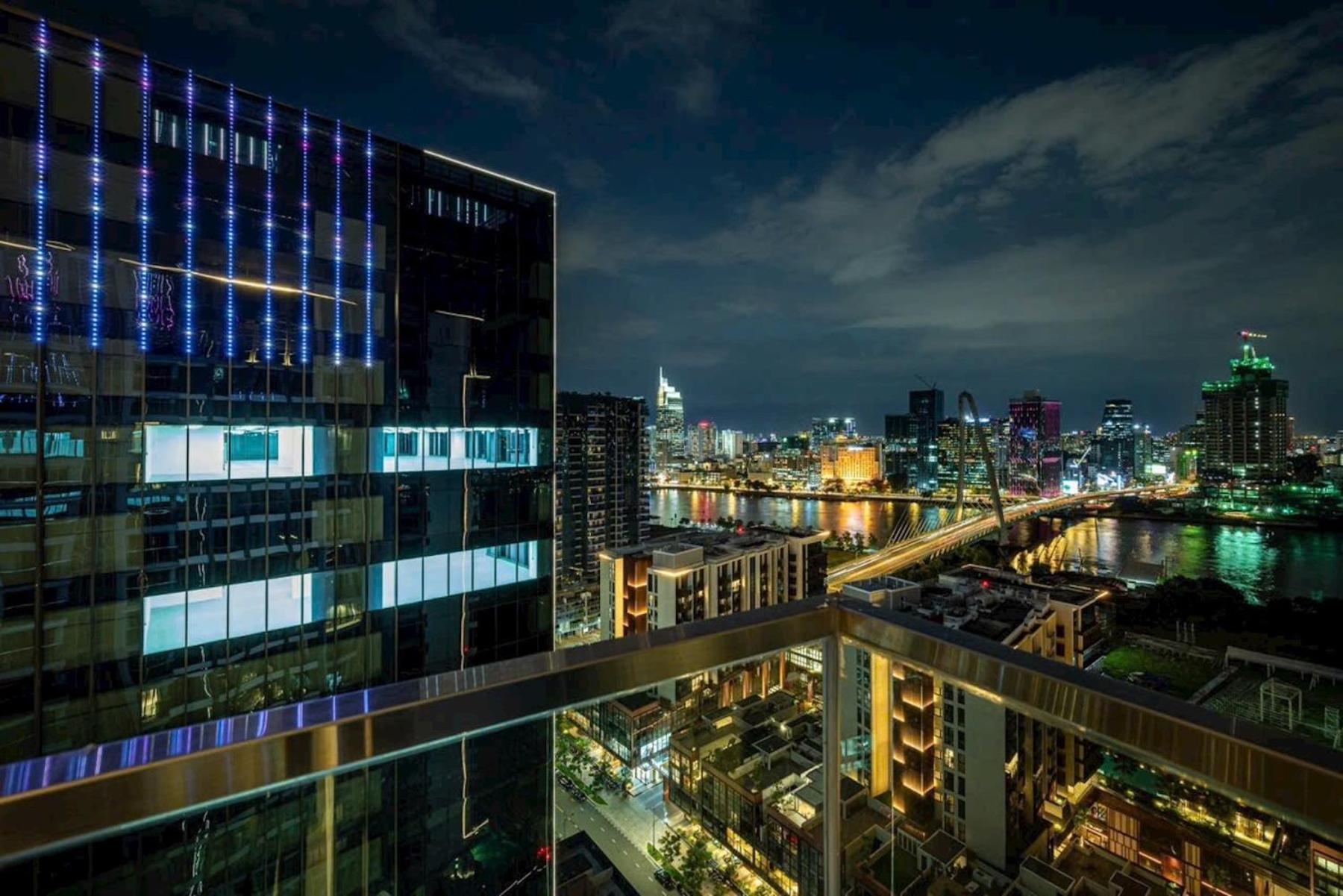 The Crest-Central Saigon Riverside -Free Pool-Gym-Sauna Room-Yoga Room Ho Chi Minh City Exterior photo