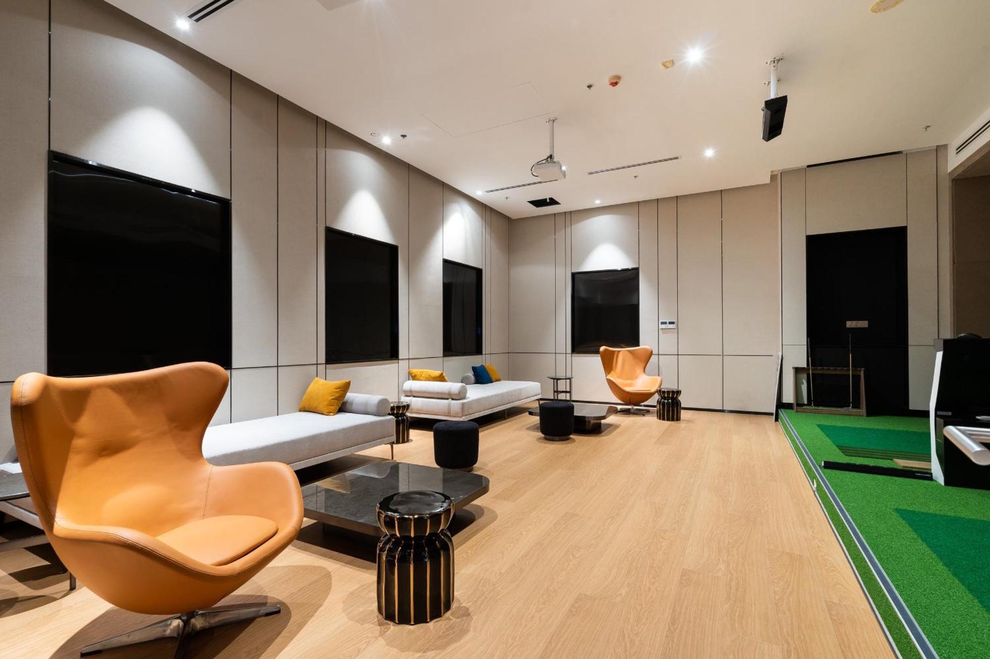 The Crest-Central Saigon Riverside -Free Pool-Gym-Sauna Room-Yoga Room Ho Chi Minh City Exterior photo